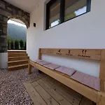 Hide-away Pass Thurn 3 Apartment